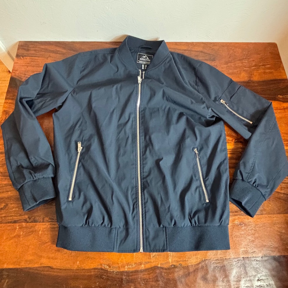 Outdoor Jacket Mens Navy Blue Lightweight Zip Up Bomber Jacket Size Medium